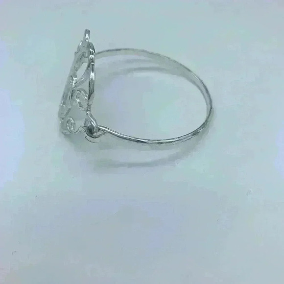 Monogrammed Bracelet C letter. Bangle. Silver look. - Picture 5 of 6